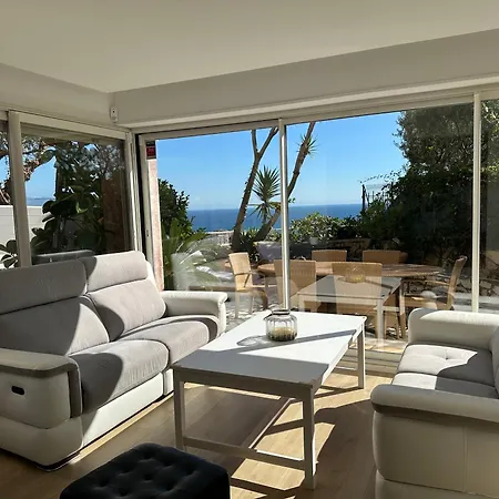 , Piscine Aux Portes De Monaco Appartamento